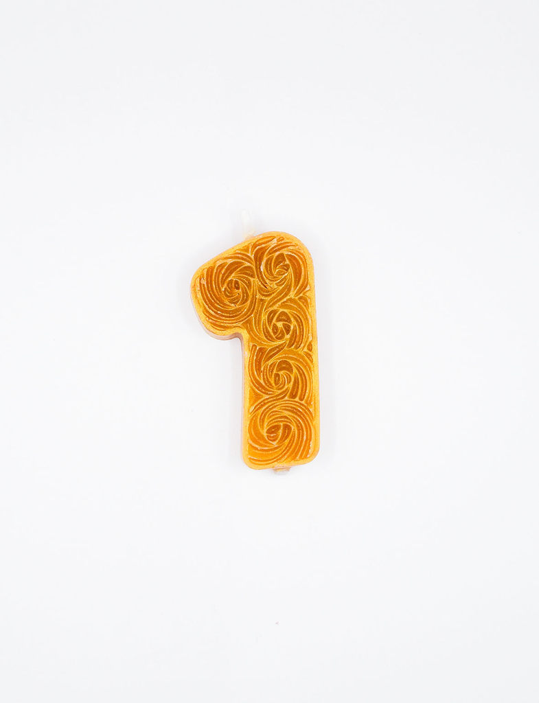 Qzal - Num 1 - Candle / Gold